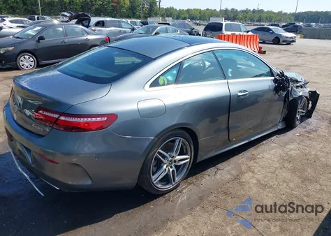 2018 Mercedes-Benz E 400 4Matic z USA, uszkodzony, nr VIN WDD1J6GB4JF011485